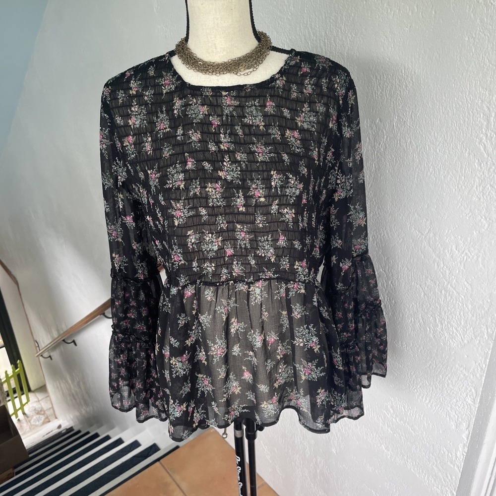 American Eagle Black Floral Chiffon Smocked Bell Sleeve Whimsigoth Boho Blouse L